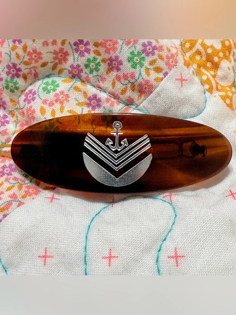 1970’s Oval French Barrette with Anchor in Brown Tortoiseshell, Deadstock/Unworn